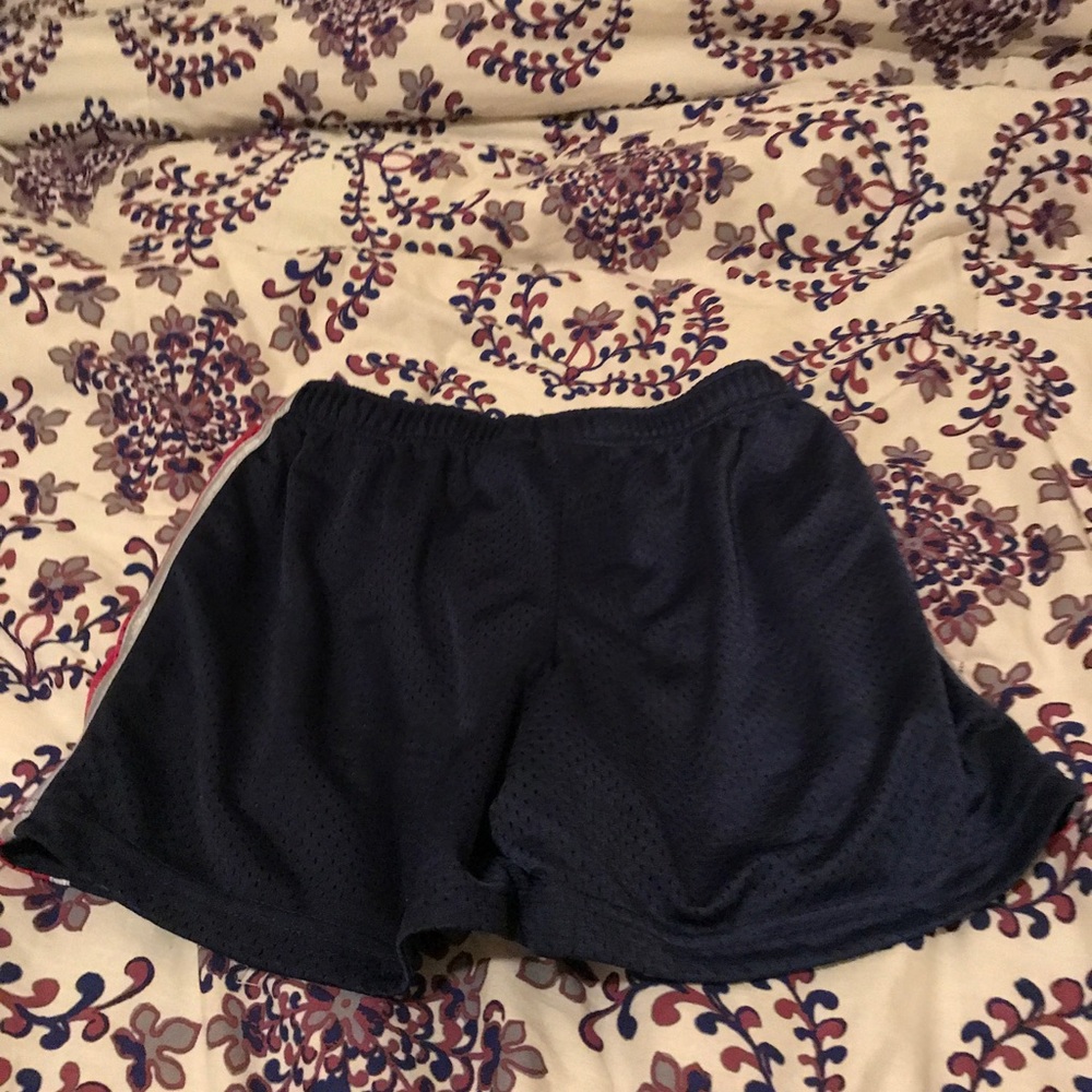 Shorts - Picture 2 of 3